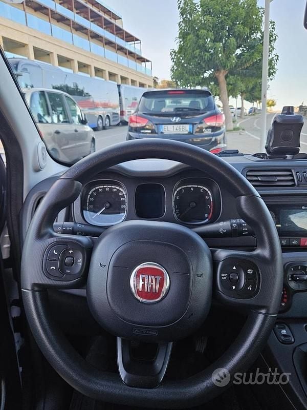 Usata Fiat Panda 69 CV (50 kW) 2020 Grigio Utilitaria