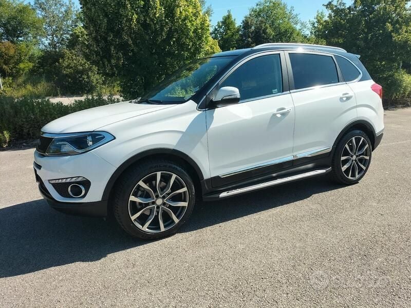 Usata EVO Evo 6 150 CV (110 kW) 2021 Bianco SUV