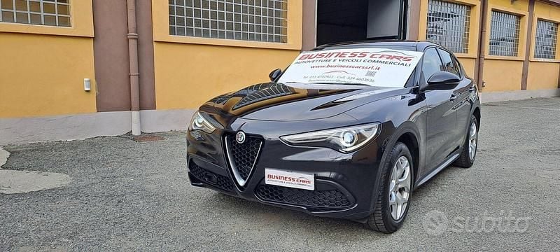 Nero Usata 2021 Alfa Romeo Stelvio SUV | 23.900 € (Super prezzo) - Immagine 1/4