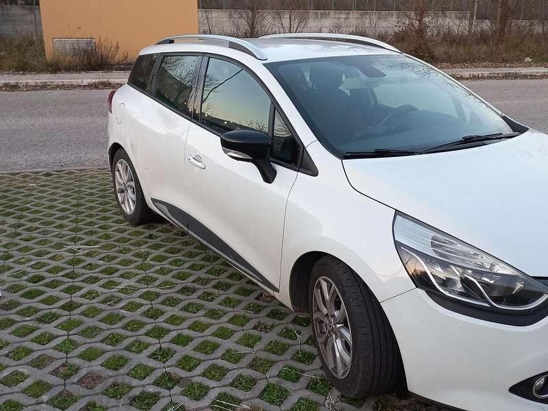 Usata Renault Clio GrandTour 90 CV (66 kW) 2014 Bianco Station wagon