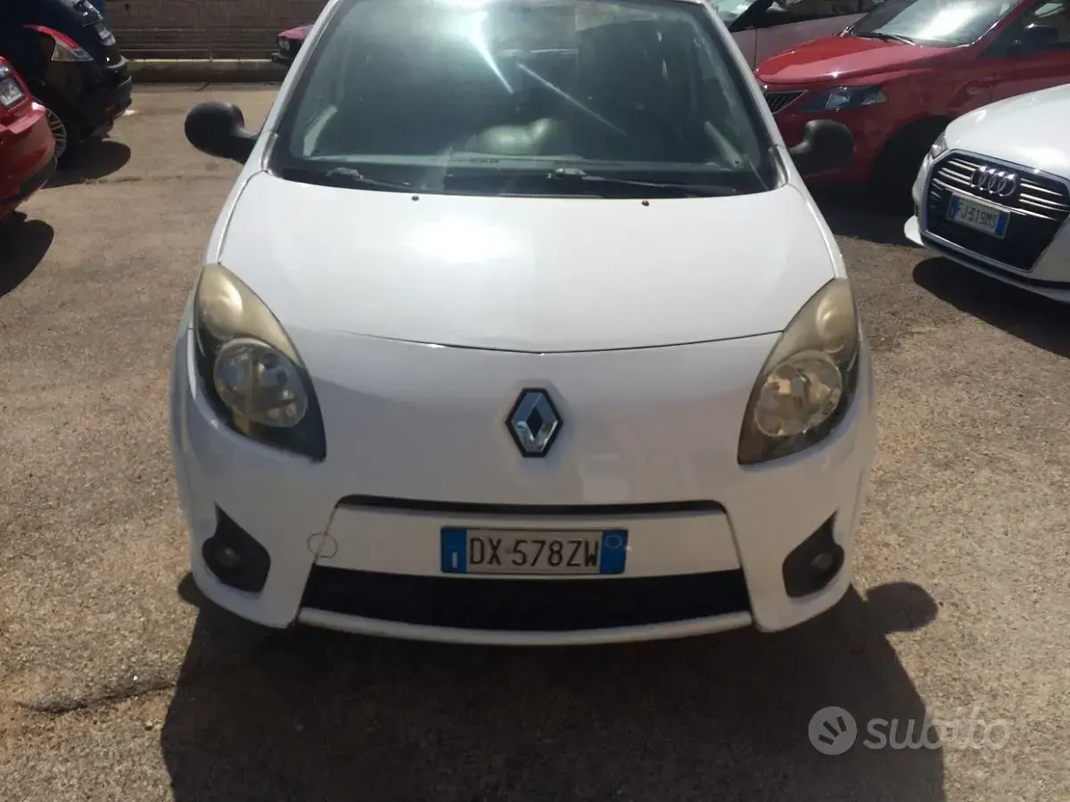 Usata Renault Twingo Dynamique 58 CV (42 kW) 2009 Bianco Utilitaria