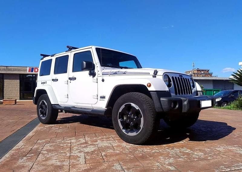 Begagnad Jeep Wrangler 200 HK (147 kW) 2014 Vit SUV