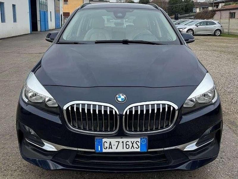Usata BMW 218 Gran Tourer Luxury Line 140 CV (102 kW) 2020 Nero Monovolume