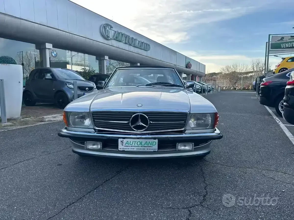 Usata Mercedes SL420 218 CV (160 kW) 1986 Grigio Cabrio