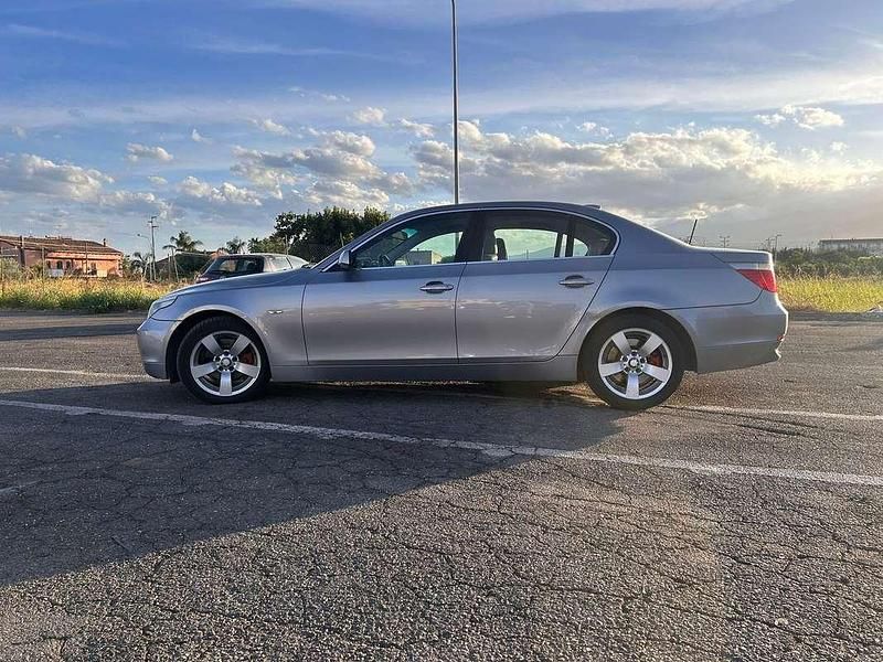 Usata BMW 523 177 CV (130 kW) 2006 Berlina