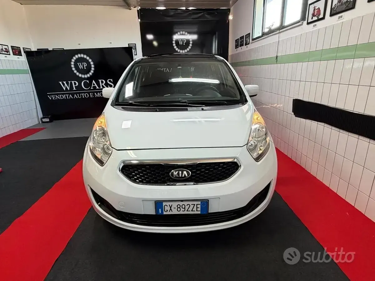 Usata Kia Venga Active 77 CV (56 kW) 2013 Bianco Utilitaria