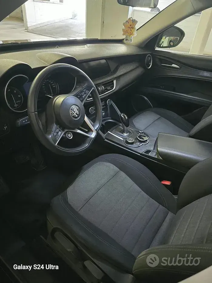 Usata Alfa Romeo Stelvio 160 CV (117 kW) 2020 Nero SUV