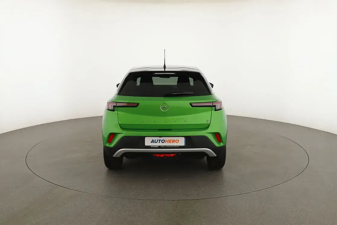 Usata Opel Mokka-e drive 100 kW (136 CV) 2022 Verde SUV