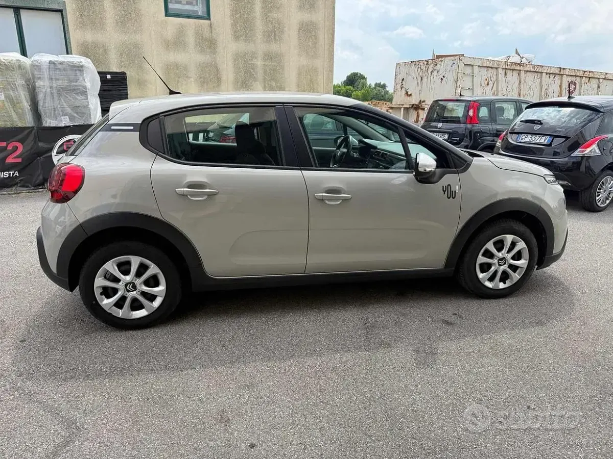 Usata Citroën C3 PureTech 83 CV (61 kW) 2023 Grigio Utilitaria