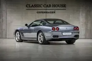 Usata Ferrari 550 485 CV (356 kW) 1998 Grigio Coupé