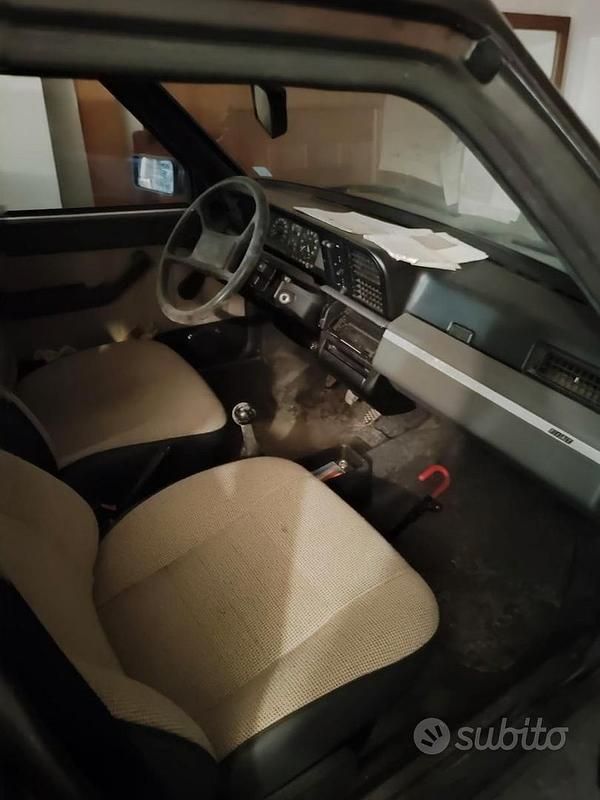 Usata Fiat Regata 65 CV (47 kW) 1987 Grigio Berlina
