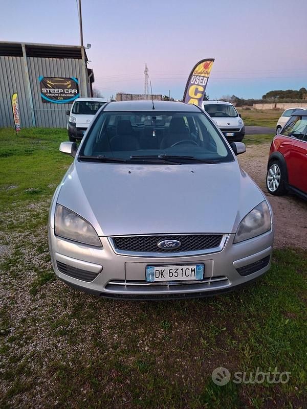 Usata Ford Focus S 90 CV (66 kW) 2007 Grigio Station wagon