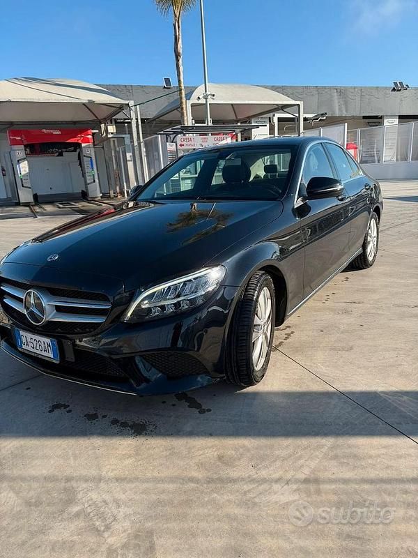 Usata Mercedes C220 2019 Nero Berlina