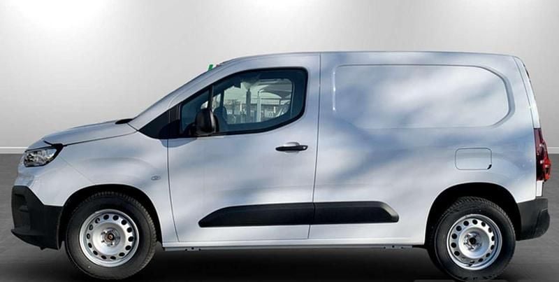 Nuova Fiat Doblò 102 CV (75 kW) 2025 Bianco pastello Monovolume