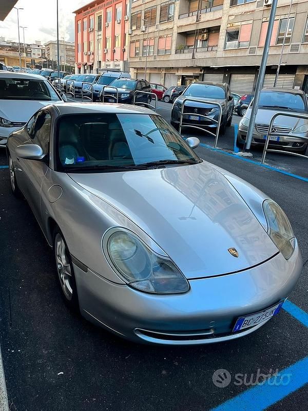 Grigio Usata 1999 Porsche 911 Carrera 4 Coupé | 34.900 € (Super prezzo) - Immagine 1/4