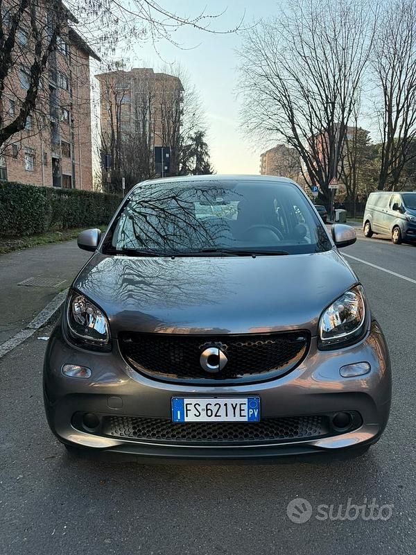Usata Smart ForFour 2019 Grigio Utilitaria