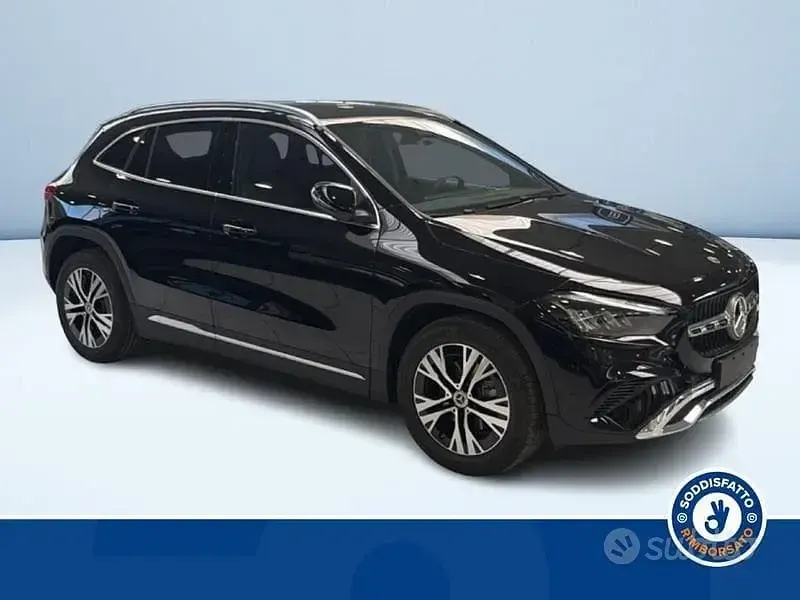 Ny Mercedes GLA180 Advanced 116 HK (85 kW) 2026 Svart SUV