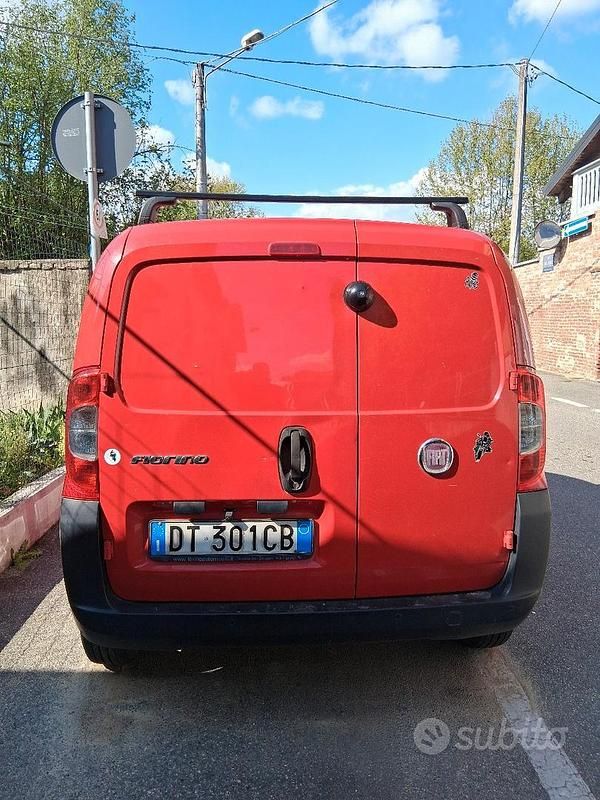 Usata Fiat Fiorino 73 CV (53 kW) 2008 Rosso Monovolume