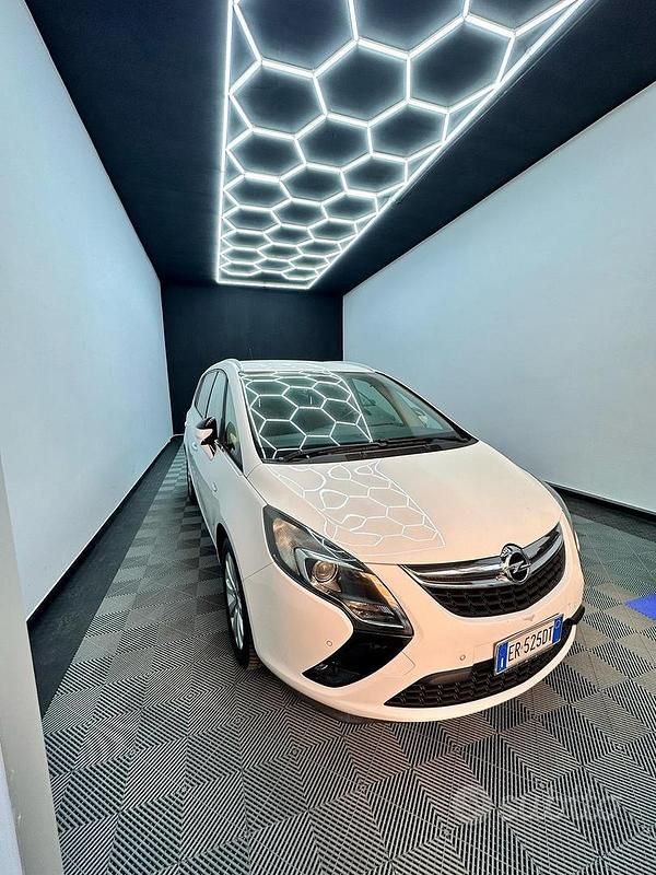 Usata Opel Zafira 150 CV (110 kW) 2013 Bianco Monovolume