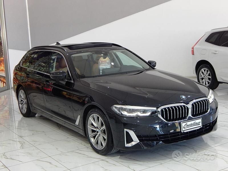 Usata BMW 520 Luxury Line 190 CV (139 kW) 2020 Nero Station wagon