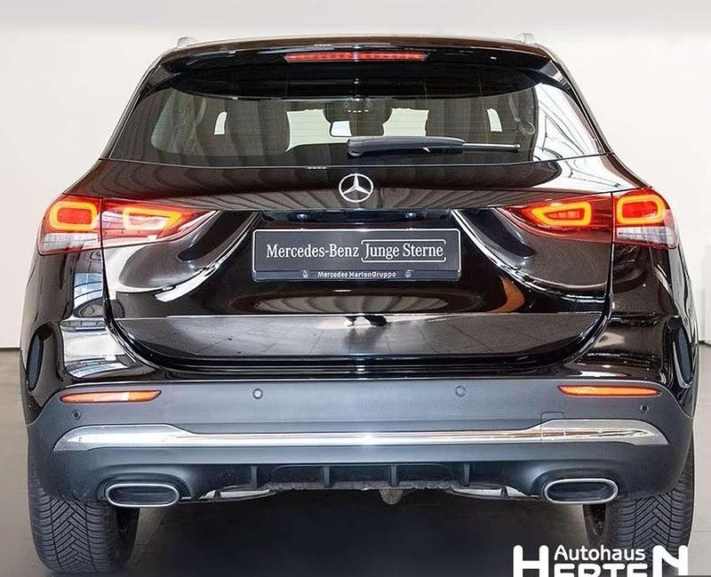 Usata Mercedes GLA200 AMG 163 CV (119 kW) 2022 Nero SUV