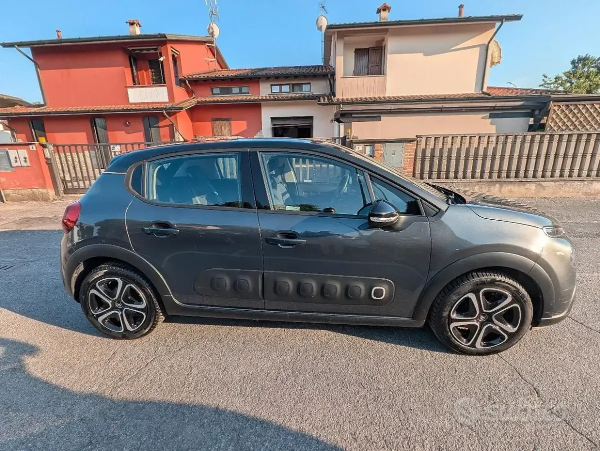 Usata Citroën C3 Shine 75 CV (55 kW) 2017 Utilitaria