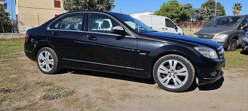 Usata Mercedes C220 Avantgarde 150 CV (110 kW) 2006 Berlina