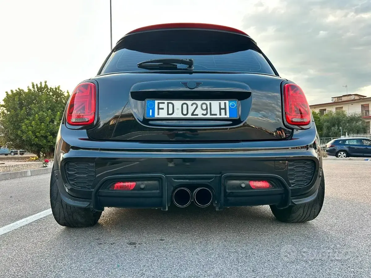 Usata Mini John Cooper Works 170 CV (125 kW) 2016 Nero Utilitaria