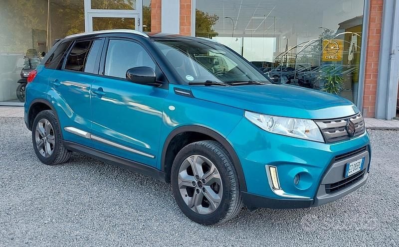 Blu Usata 2015 Suzuki Vitara Tre volumi | 14.500 € (Buon prezzo) - Immagine 1/4