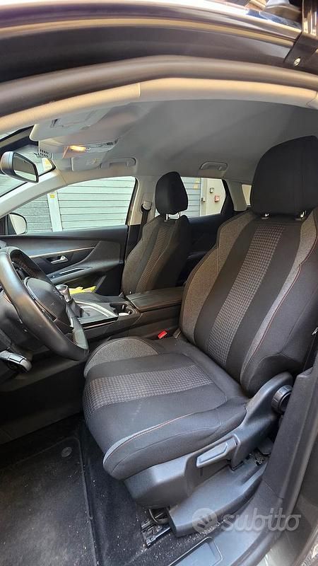 Usata Peugeot 3008 Business-Line 120 CV (88 kW) 2018 SUV
