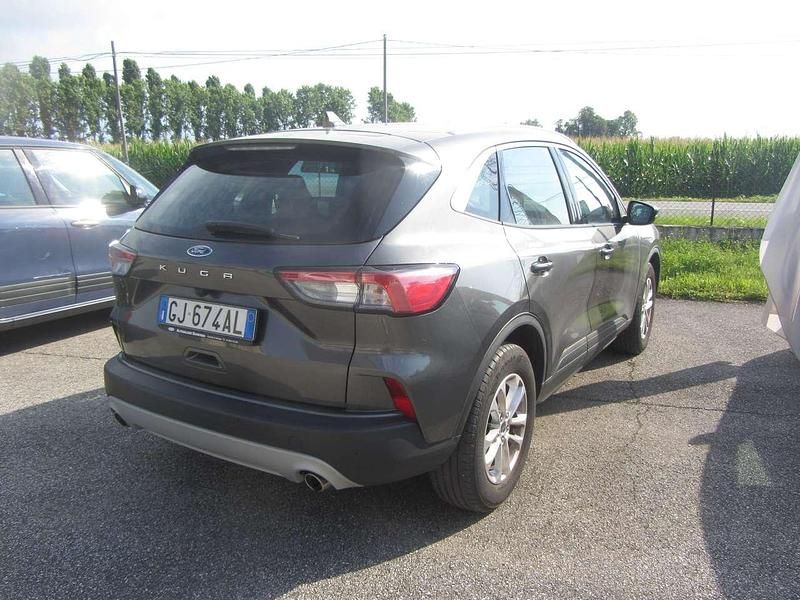 Usata Ford Kuga Business Edition 120 CV (88 kW) 2022 Grigio SUV