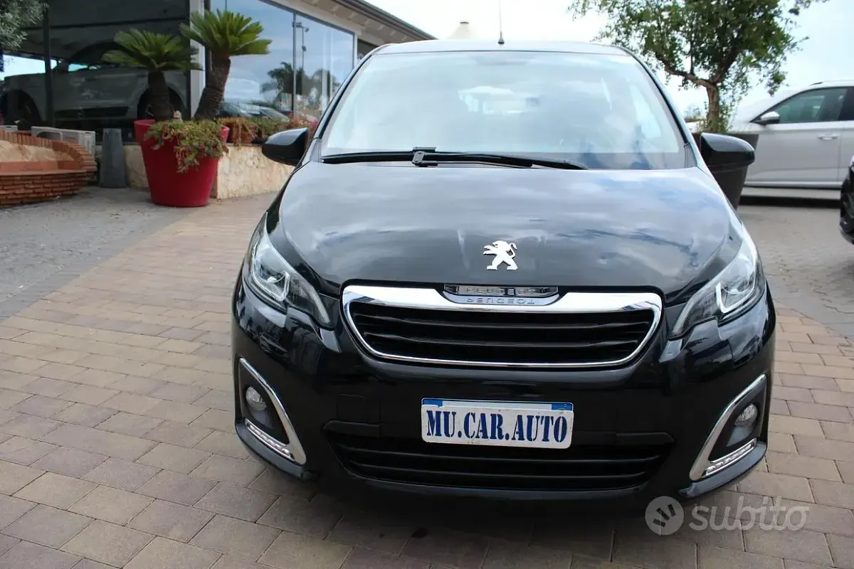 Usata Peugeot 108 Allure 69 CV (50 kW) 2018 Nero Utilitaria