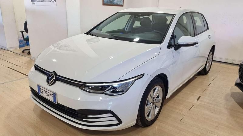 Usata VW Golf VIII Life 110 CV (80 kW) 2023 Bianco Berlina
