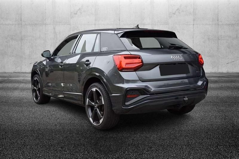 Usata Audi Q2 S-Line 190 CV (139 kW) 2022 Grigio SUV
