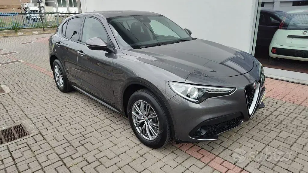 Usata Alfa Romeo Stelvio Business 190 CV (139 kW) 2021 Grigio SUV