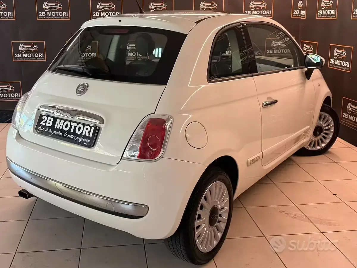 Usata Fiat 500 Lounge 69 CV (50 kW) 2009 Bianco Cabrio
