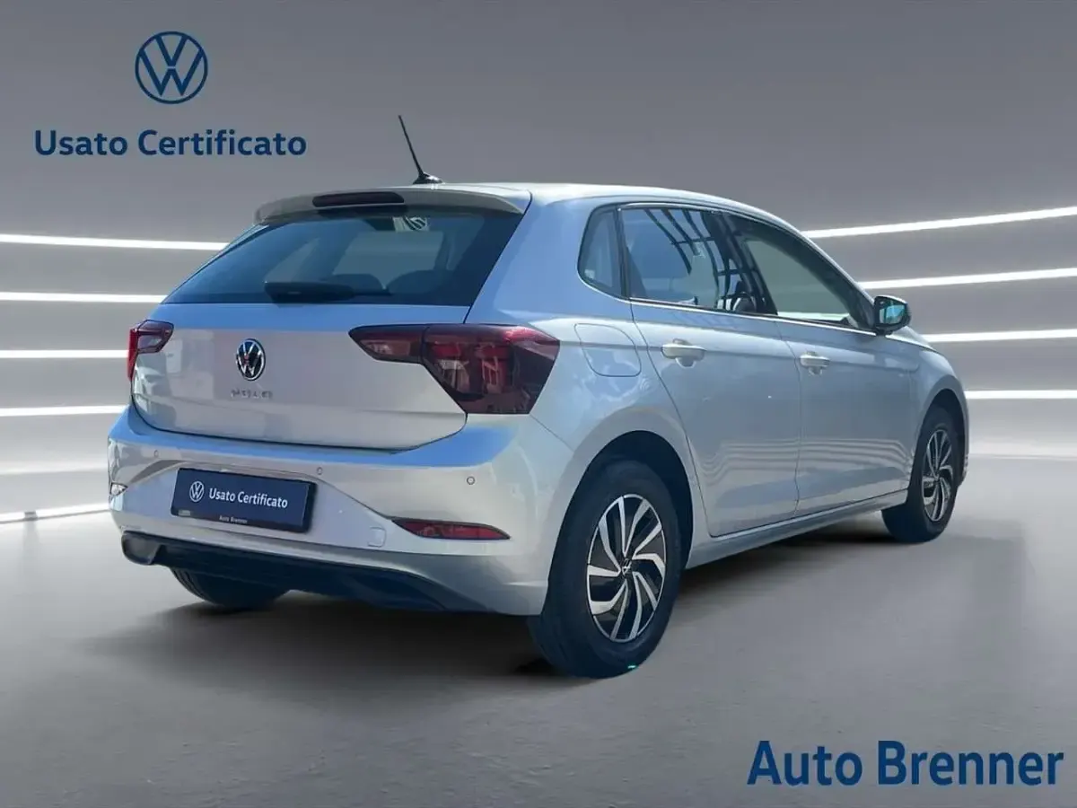 Usata VW Polo Life 95 CV (69 kW) 2025 Argento riflesso met. Utilitaria