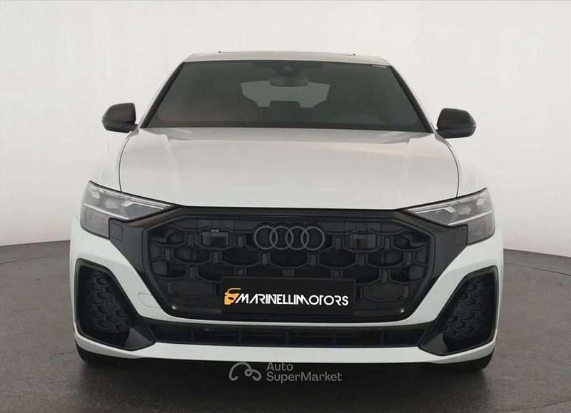 Usata Audi Q8 S-Line 286 CV (210 kW) 2025 Bianco SUV