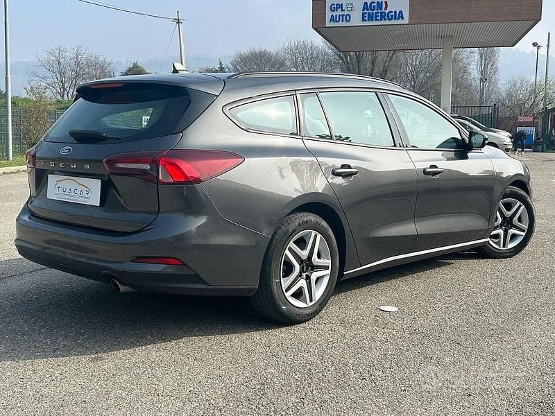 Usata Ford Focus Style 120 CV (88 kW) 2023 Grigio Berlina