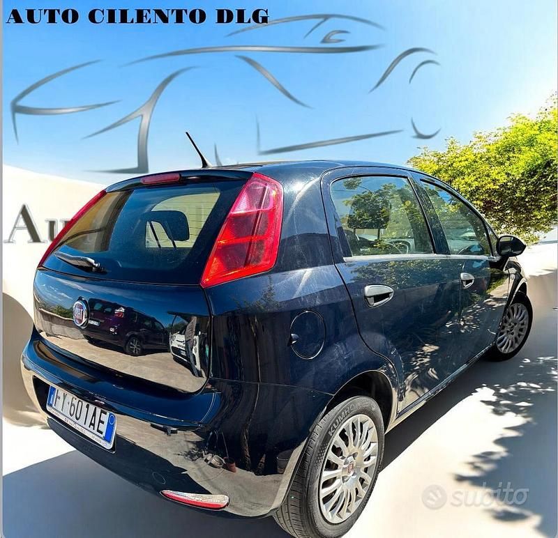 Usata Fiat Punto 95 CV (69 kW) 2019 Blu Utilitaria