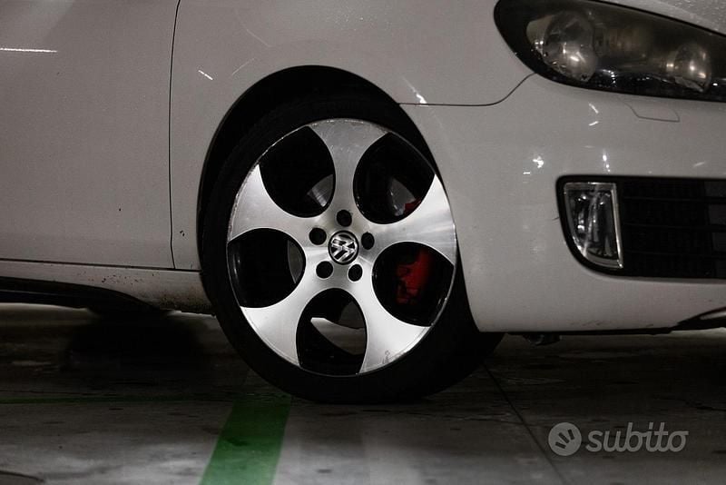 Usata VW Golf VI GTI 211 CV (155 kW) 2009 Bianco Utilitaria