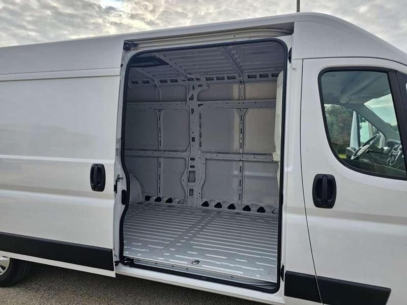 Usata Fiat Ducato 33 140 CV (102 kW) 2020 Bianco Furgone
