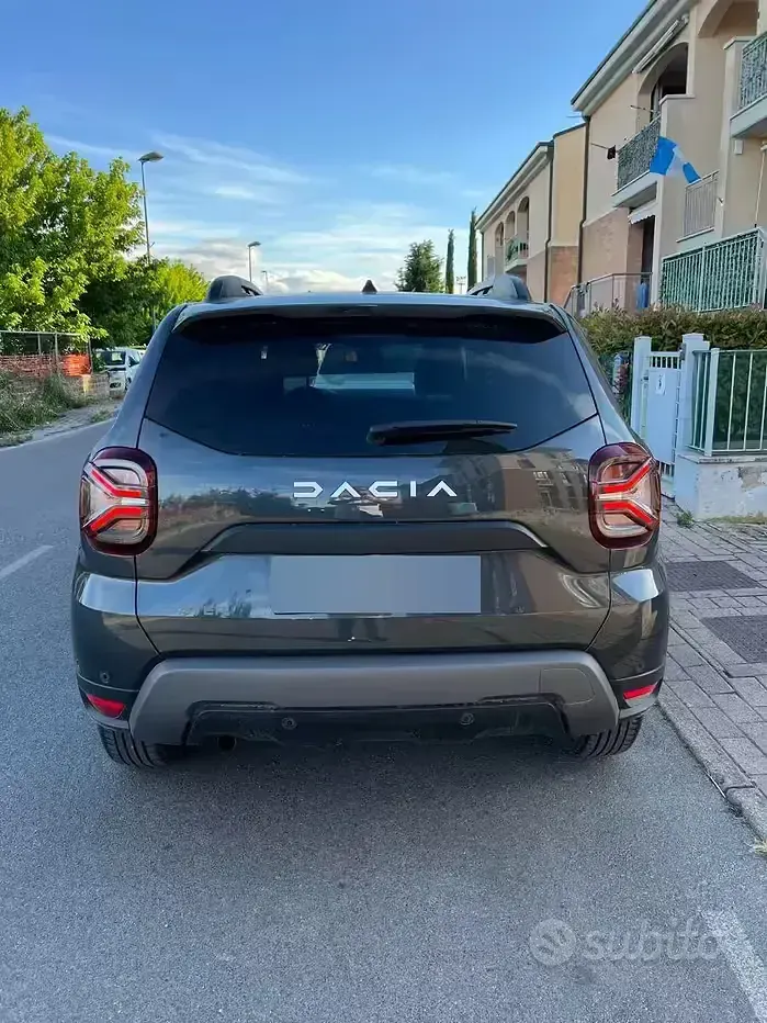 Usata Dacia Duster 116 CV (85 kW) 2023 Bluazzurro SUV