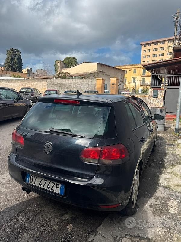 Usata VW Golf VI 110 CV (80 kW) 2009 Nero Utilitaria