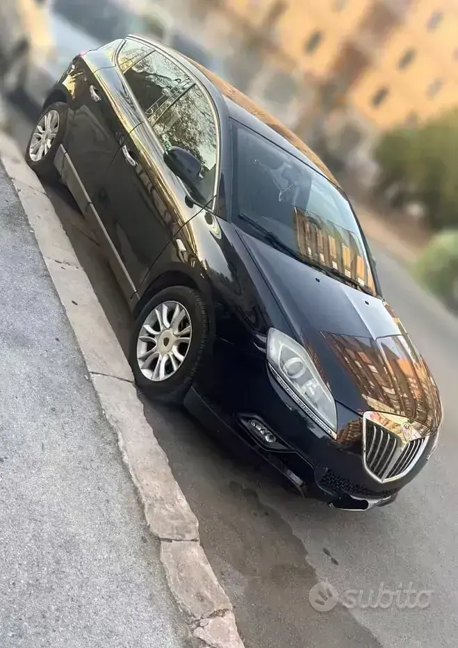 Usata Lancia Delta 2011 Nero Utilitaria