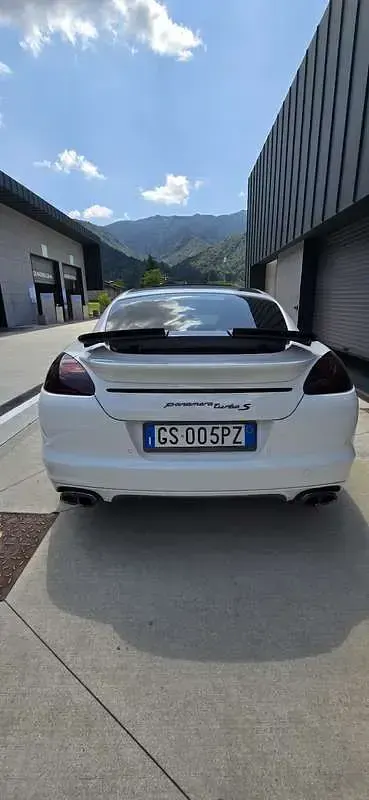 Usata Porsche Panamera Turbo 500 CV (367 kW) 2010 Utilitaria