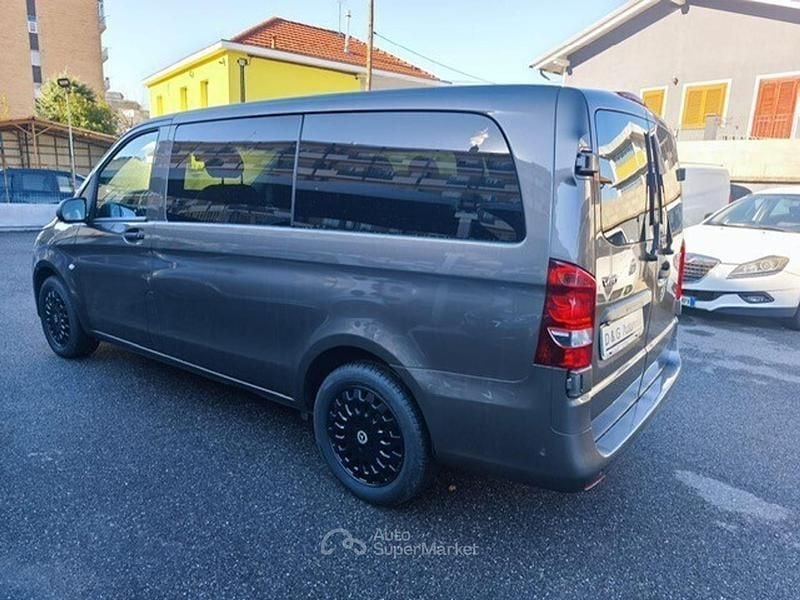 Usata Mercedes Vito 190 CV (139 kW) 2016 Grigio Furgone