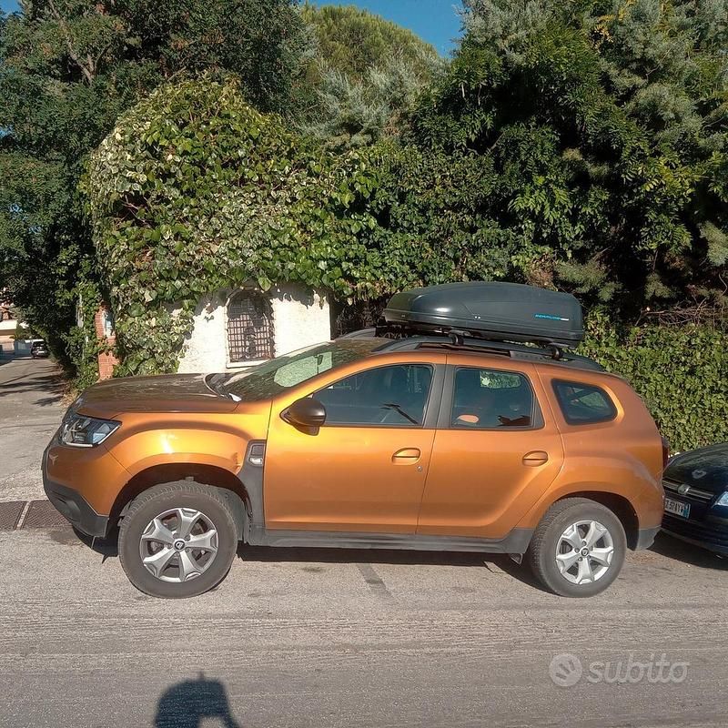 Usata Dacia Duster Comfort 101 CV (74 kW) 2020 Arancione Berlina
