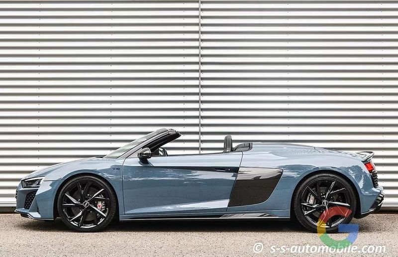 Usata Audi R8 Spyder Performance 570 CV (419 kW) 2022 Grigio Cabrio