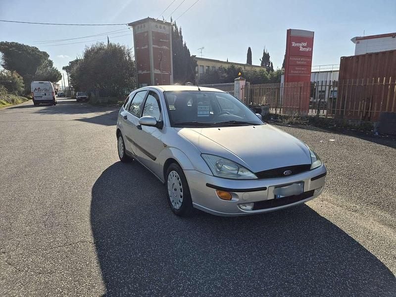 Usata Ford Focus Zetec 90 CV (66 kW) 2000 Other Berlina